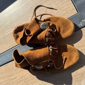 Minnetonka Suede Slippers